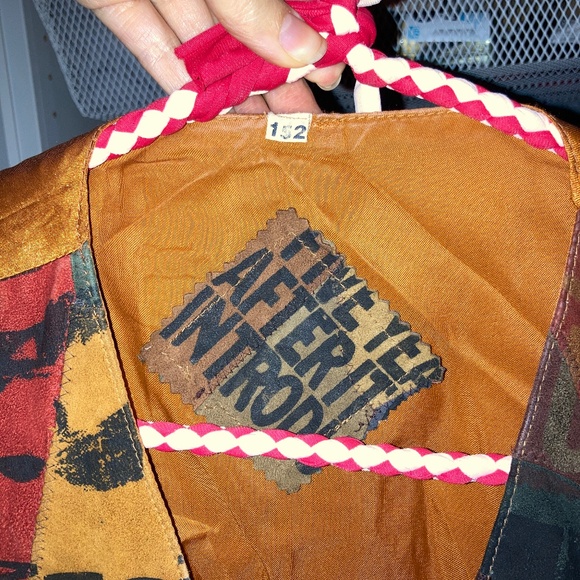 Vintage leather newspaper print vest - size Small - Picture 9 of 9